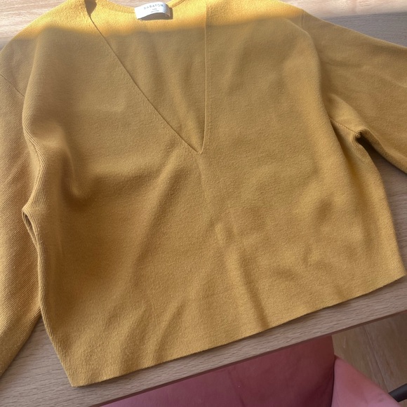 Babaton sweater - Picture 2 of 3